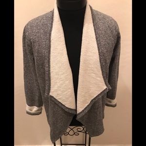 NEW GN 2Tone Sz L SWEATER